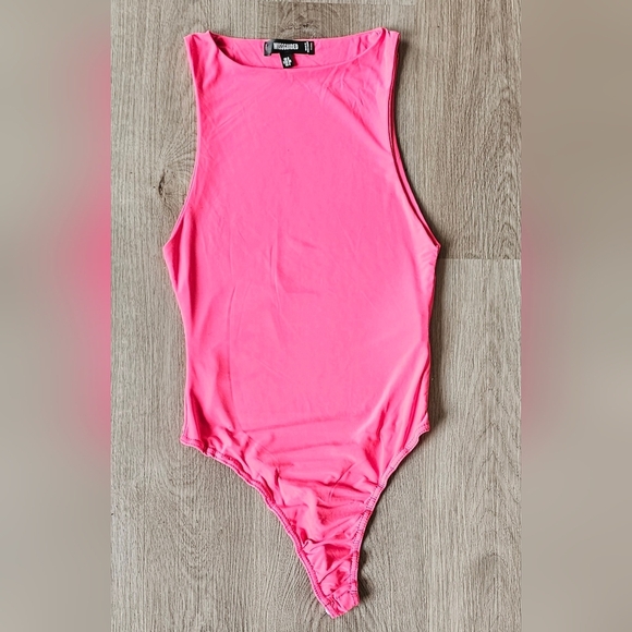 Small Trendy Bodysuit Set - Picture 3 of 7